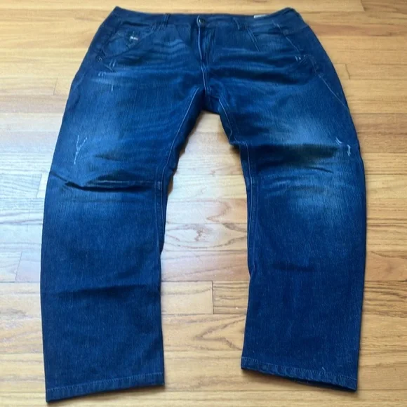 Diesel - Picture 5 of 16